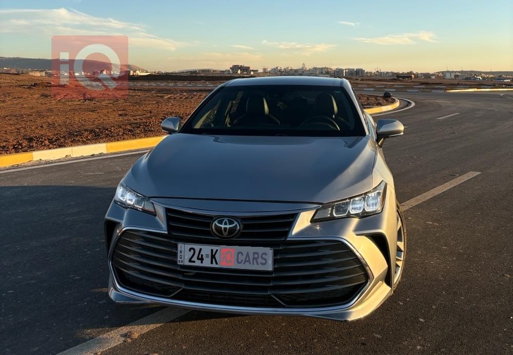 تويوتا أفالون